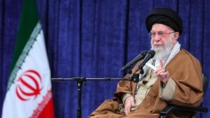 Irán retoma sus negociaciones nucleares con Europa ante la inminente imposición de nuevas sanciones | elperiodico.com