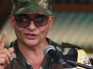 Iván Mordisco, el guerrillero más buscado de Colombia, dice que no se rendirá | Regiones | Economía