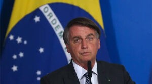 Jair Bolsonaro, exministros y generales serán juzgados por golpismo este martes en Brasil