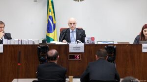 Juez Moraes dice que no se doblegará ante amenazas de EE.UU. – DW – 02/08/2025