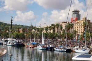 La Global Sumud Flotilla parte de Barcelona a Gaza con al menos 20 barcos y más de 300 personas | europapress.es