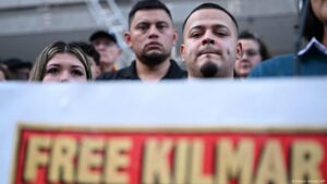La odisea de Kilmar Ábrego, deportado «por error» de EE.UU. – DW – 27/08/2025