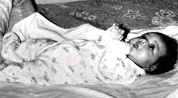 La secuestran cuando era bebé y ella misma encuentra a sus padres biológicos 23 años más tarde