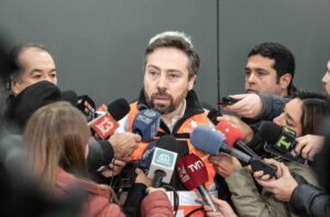 “Las próximas 48 horas son clave”: Chile busca a cinco desaparecidos tras el derrumbe de una mina que dejó un muerto – AlbertoNews
