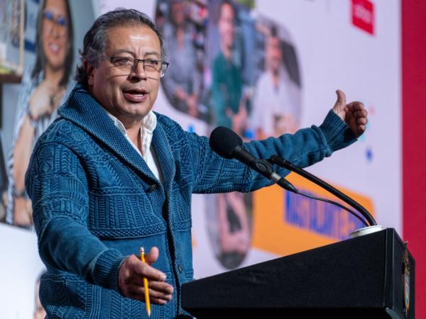 'Lástima que se les ocurra mantener tasa de interés alta contra empresariado': Petro | Gobierno | Economía
