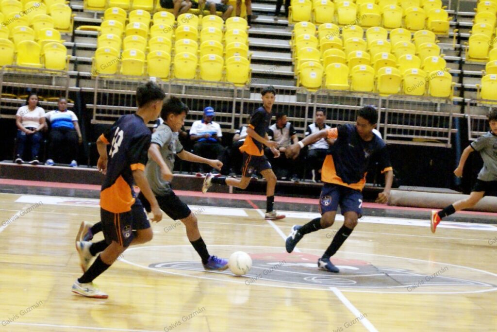 Liga Nacional define clasificados en zona central para la gran final