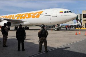 Llega vuelo 54 con 205 connacionales desde Honduras
