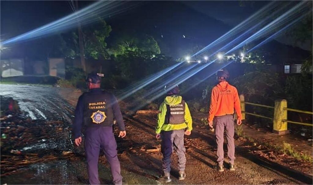 Lluvias ocasionaron crecida de ríos en Puerto Cabello