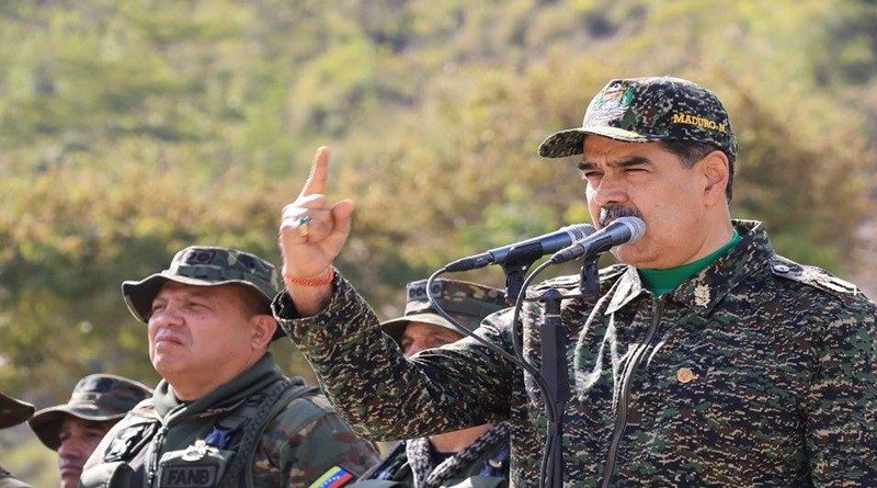 Lo que dijo Nicolás Maduro a Gustavo Petro tras envío de tropas al Catatumbo (Video)