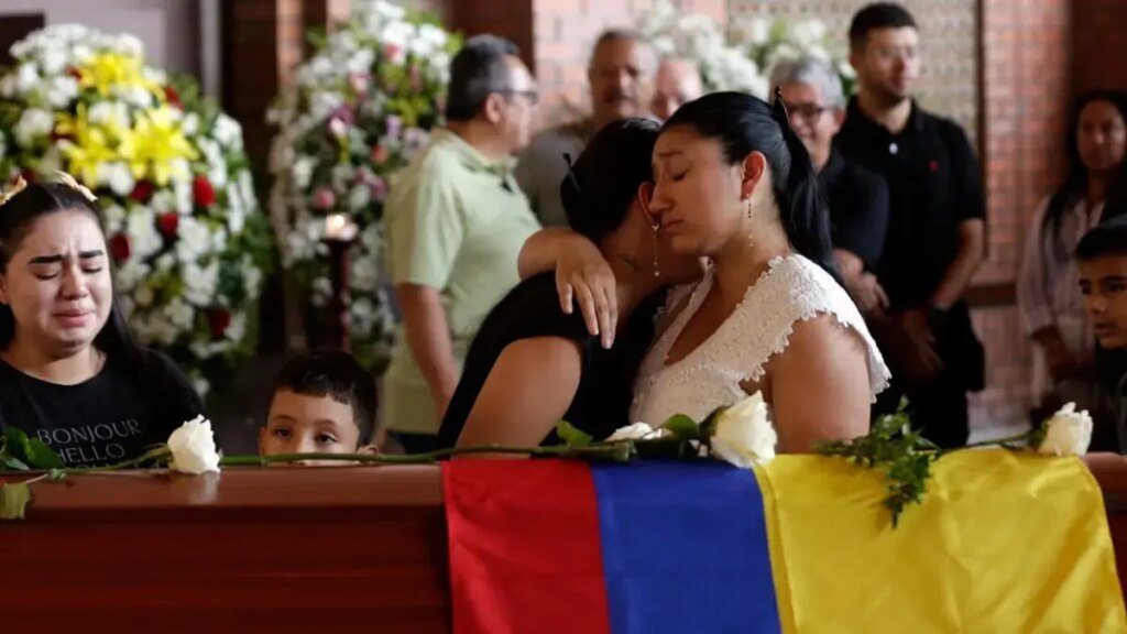 'Luchaba por la justicia y por un territorio en paz'; van más de 100 crímenes de líderes en el país