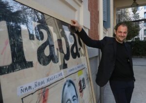 Lujoso restaurante vegano vuelve a la carne