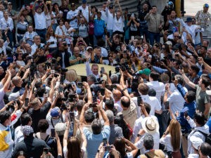 Machado agradece a González Urrutia por asumir la responsabilidad de liderar la oposición