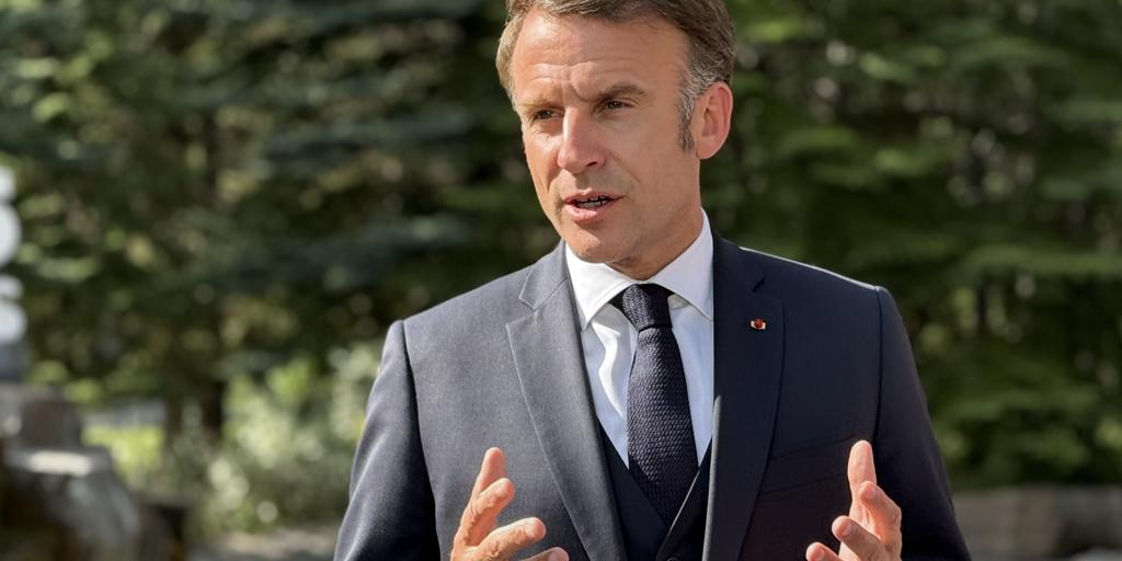 Macron apoya a Zelenski contra Putin y Trump