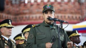 Maduro encabeza acto de clausura de Curso de Operaciones Especiales