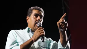 Maduro incorpora la Milicia a organizaciones civiles y policiales tras «amenazas» de EE.UU.