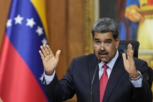 Maduro pidió a países de Suramérica «emanciparse de EEUU» y «construir sus propios modelos» | lapatilla.com