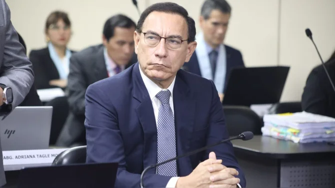 Martín Vizcarra atribuye a una "decisión política" su traslado a una prisión común - AlbertoNews