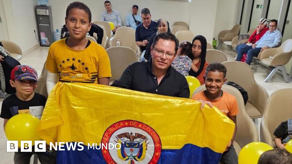 "Me colé entre la mercancía para llegar a Gaza y alimentar a cientos de personas": la odisea de Jorge Saray, el colombiano que viajó a la Franja en pleno conflicto con Israel