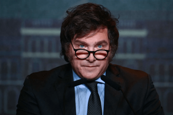 Milei defiende su política económica ante críticas por alta volatilidad de las tasas