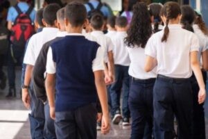 Ministro de Educación anuncia que las clases inician el 8 y 15