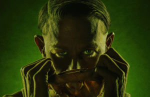 «Monstruo: La historia de Ed Gein» anunció fecha de estreno y reveló sus primeras imágenes
