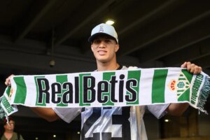Nelson Deossa: un minero para fortalecer al Betis | LaLiga EA Sports 2025 | elmundo.es