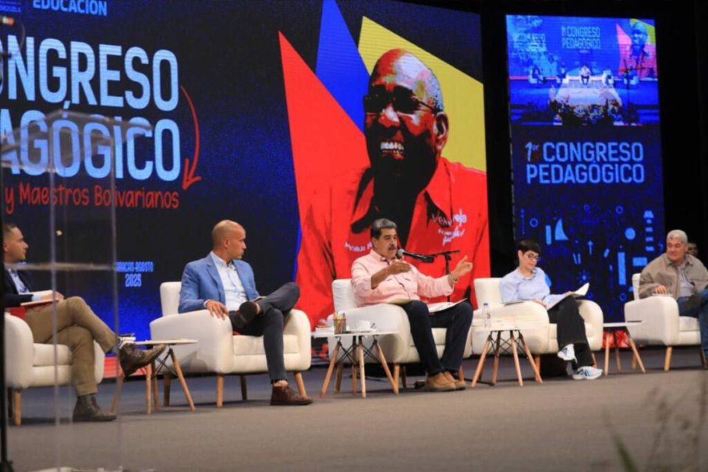 Nicolás Maduro cree que María Corina Machado busca eliminar la educación gratuita en Venezuela