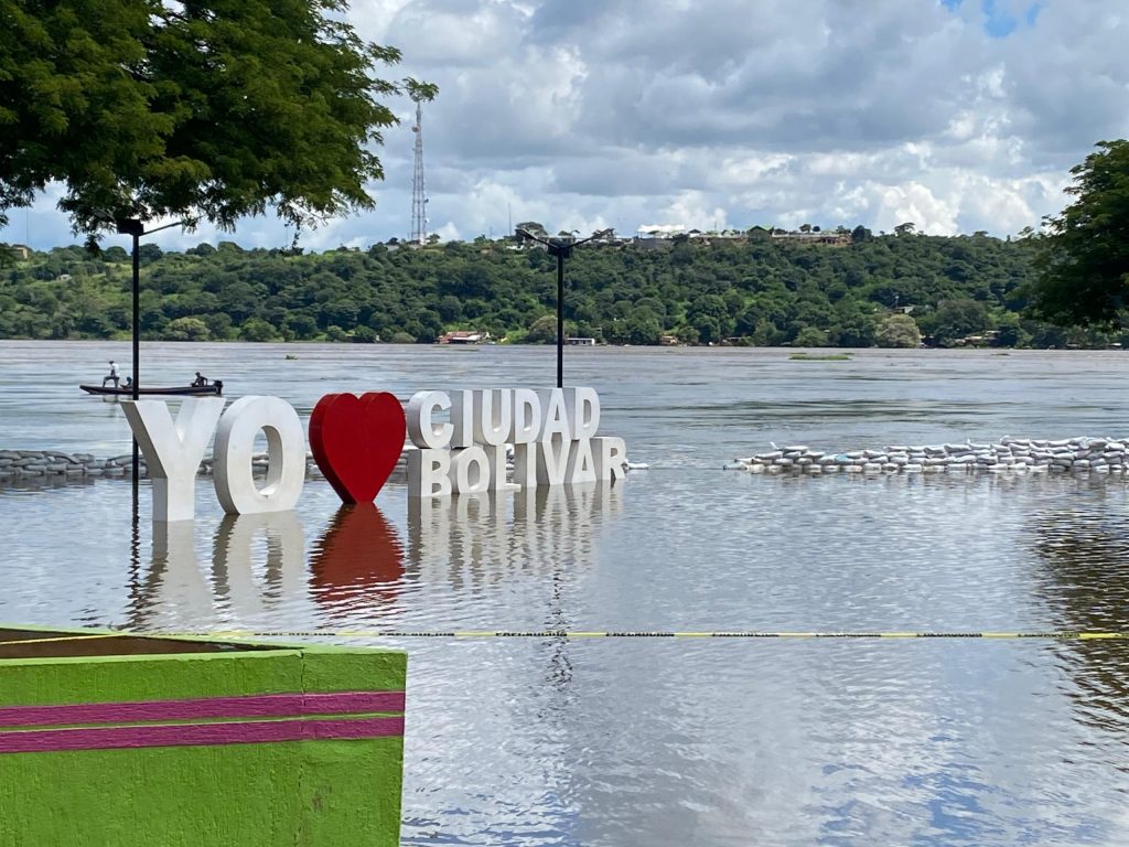Nivel del río Orinoco entra en alerta roja este domingo en Ciudad Bolívar