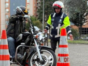 No se deje engañar: cómo consultar si un agente de tránsito está de turno en Bogotá | Gobierno | Economía