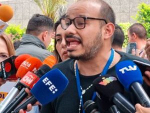 OVP: Periodista Carlos Julio Rojas no ha tenido el derecho de recibir comida y medicinas en El Helicoide