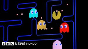 Pac-Man: qué hace tan adictivo y exitoso al juego que nació en Japón tras comer una pizza