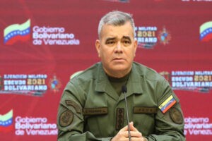 Padrino López niega narcoestado en el país: no hay miedo