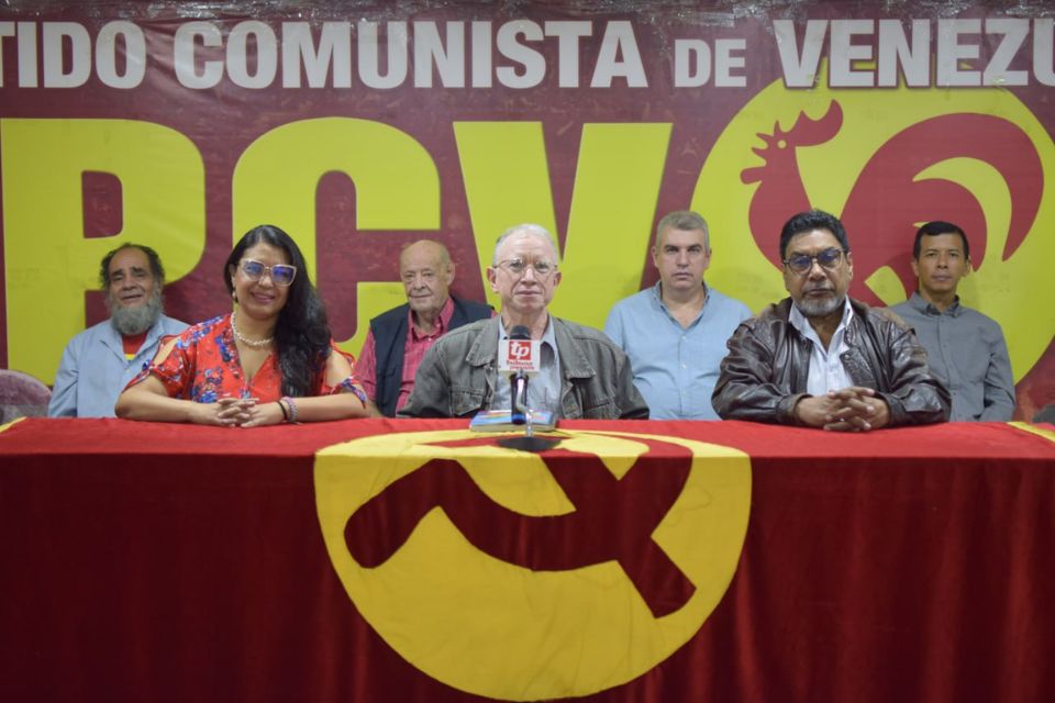 Partido Comunista asegura que "acuerdos secretos" con Chevron violentan la Constitución