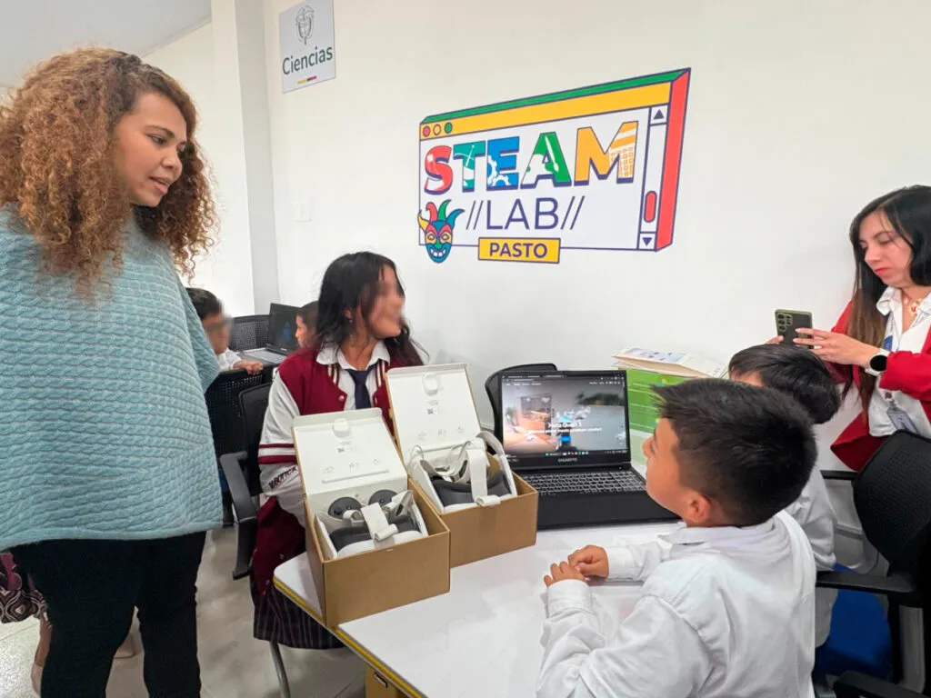 Pasto estrena laboratorio de ciencia y tecnología para impulsar la educación STEAM