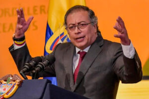 Petro acusa a EEUU de cometer asesinatos con narcolanchas
