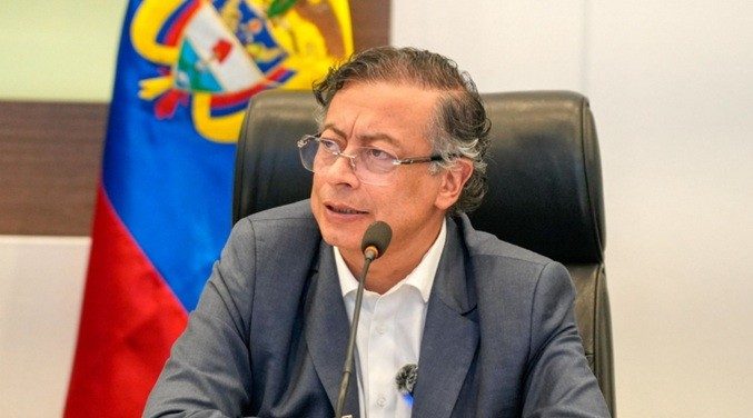 Petro solicita a Venezuela militarizar zona del Catatumbo