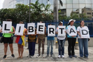 Plataforma Unitaria rechazó excarcelaciones como «trofeo político»