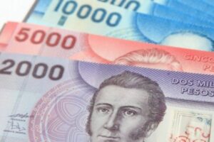 Precios en Chile suben 0,9% en julio e inflación interanual llega a 4,3%