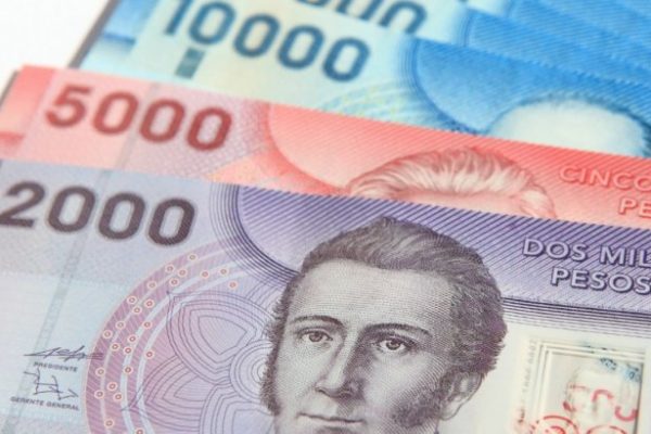 Precios en Chile suben 0,9% en julio e inflación interanual llega a 4,3%