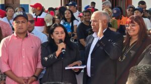 Presidente Maduro felicita juramentación de Diógenes Lara en Sucre y lo insta a trabajar con las comunas – Correo del Orinoco