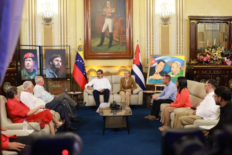 Presidente Maduro recuerda legado de Fidel Castro