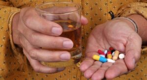 Puede potenciar los efectos adversos