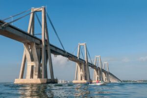 Puente sobre el Lago de Maracaibo cerrado parcialmente