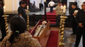 Realizan capilla ardiente de monseñor Mario Moronta en Catedral de San Cristóbal