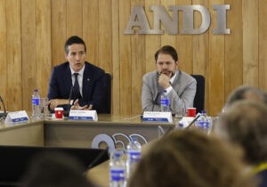 Senador de EEUU insta a Colombia a «erradicar por completo» la cocaína – AlbertoNews