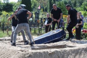 «Si cedemos territorio a Rusia, todas las muertes habrán sido en vano, pero nos lo planteamos» | elperiodico.com
