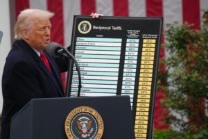 Suiza, con aranceles del 39%, confía en seguir negociando con Trump