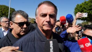 Suprema de Brasil ordena arresto domiciliar de Bolsonaro – DW – 04/08/2025