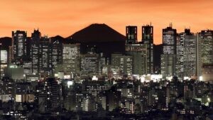 Tokio recrea con Inteligencia Artificial una erupción del Fuji para llamar a la prevención| Vídeo
