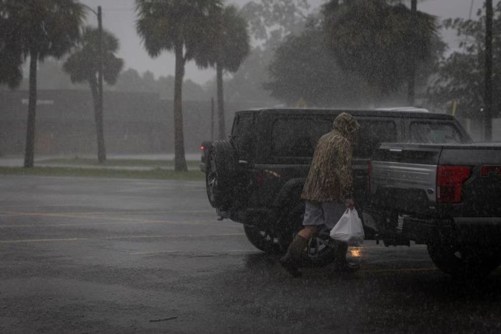 Tormentas eléctricas dejan a miles sin luz en Nebraska y amenazan a estados del Medio Oeste de EEUU - AlbertoNews